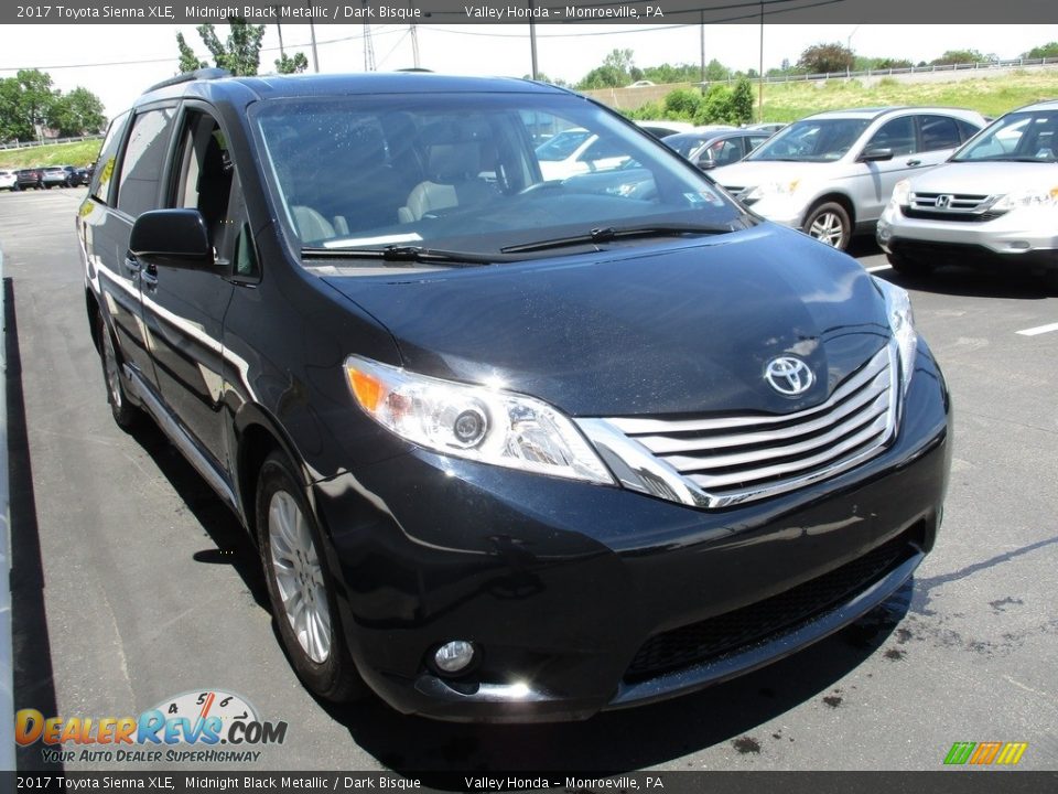 2017 Toyota Sienna XLE Midnight Black Metallic / Dark Bisque Photo #7