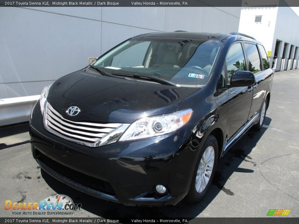 2017 Toyota Sienna XLE Midnight Black Metallic / Dark Bisque Photo #9