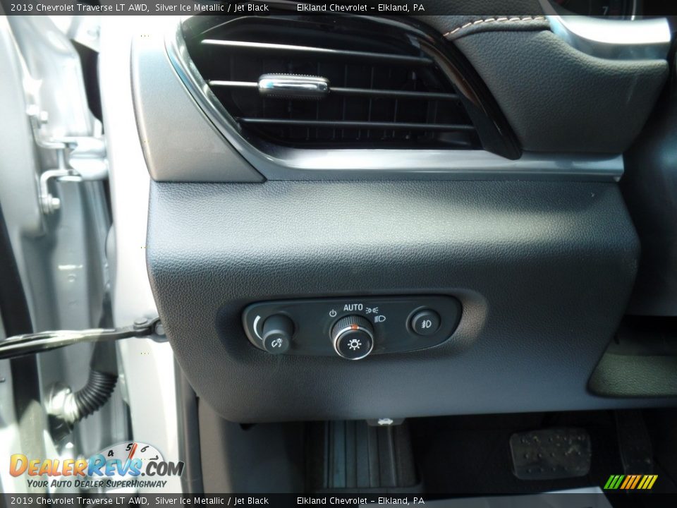 2019 Chevrolet Traverse LT AWD Silver Ice Metallic / Jet Black Photo #21