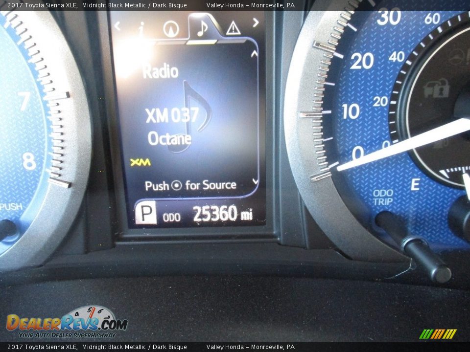 2017 Toyota Sienna XLE Midnight Black Metallic / Dark Bisque Photo #20