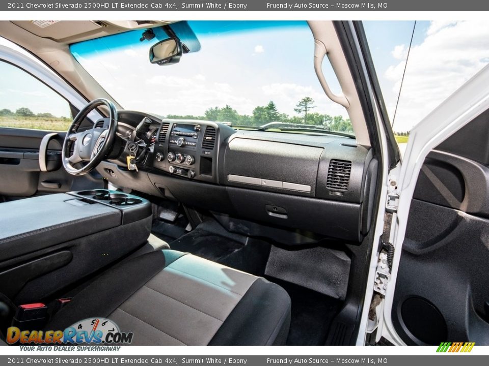 2011 Chevrolet Silverado 2500HD LT Extended Cab 4x4 Summit White / Ebony Photo #28