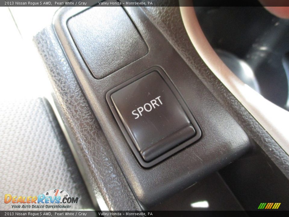 2013 Nissan Rogue S AWD Pearl White / Gray Photo #18