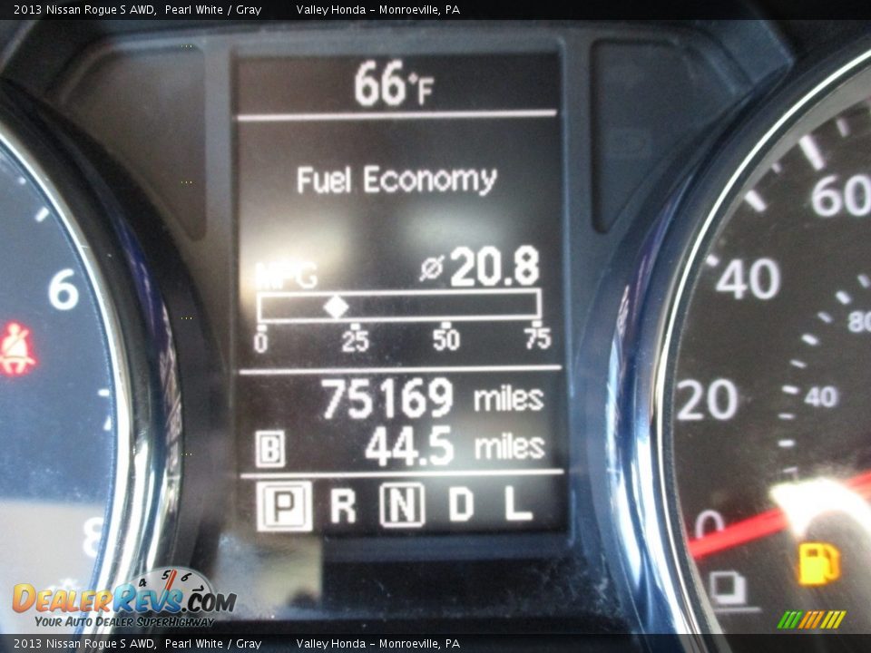 2013 Nissan Rogue S AWD Pearl White / Gray Photo #20