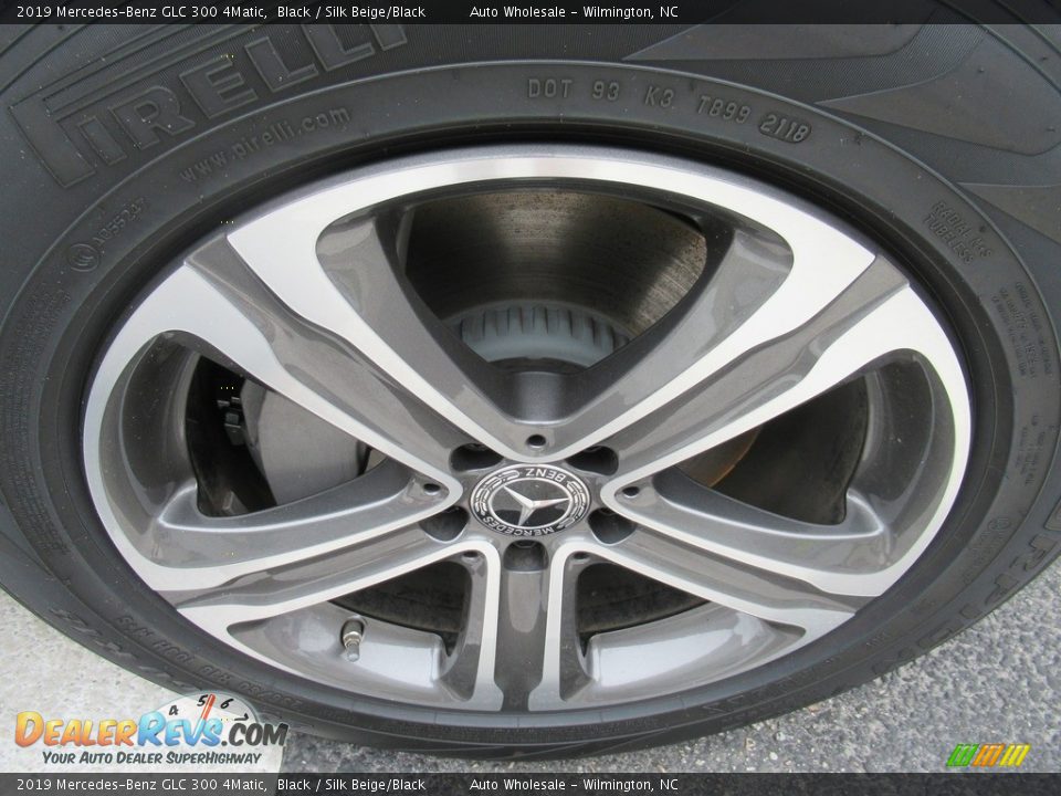 2019 Mercedes-Benz GLC 300 4Matic Black / Silk Beige/Black Photo #7