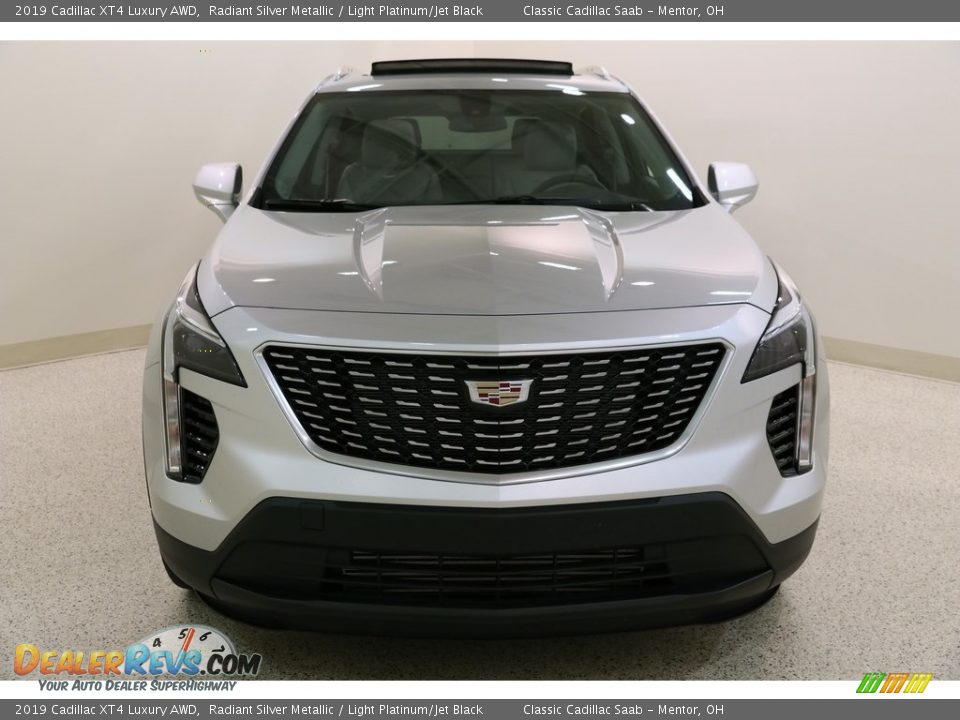 2019 Cadillac XT4 Luxury AWD Radiant Silver Metallic / Light Platinum/Jet Black Photo #2