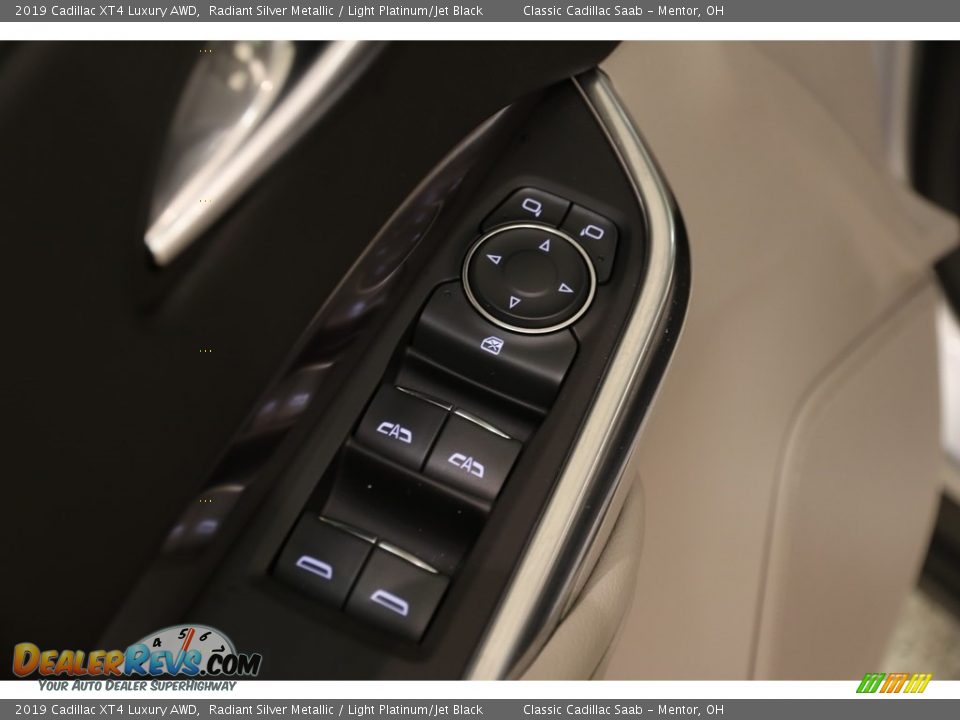 2019 Cadillac XT4 Luxury AWD Radiant Silver Metallic / Light Platinum/Jet Black Photo #5