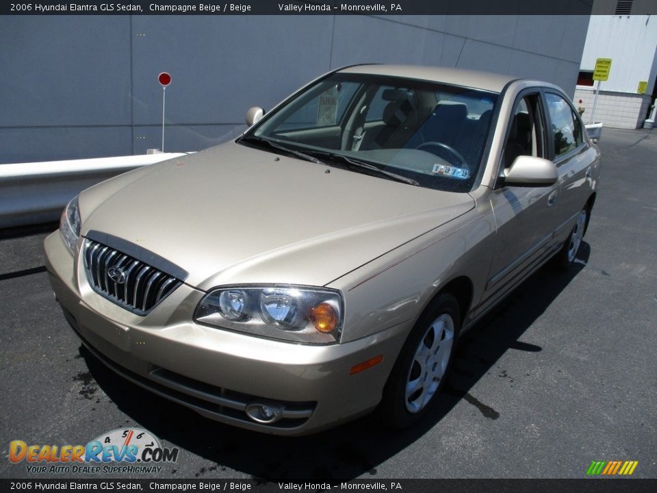 2006 Hyundai Elantra GLS Sedan Champagne Beige / Beige Photo #9