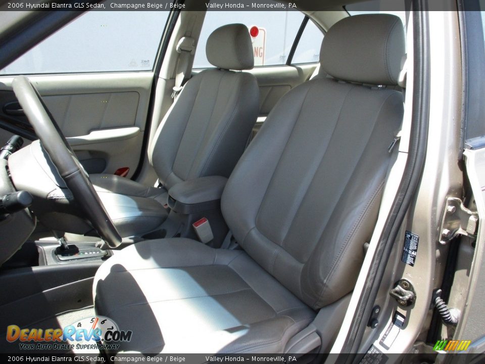 2006 Hyundai Elantra GLS Sedan Champagne Beige / Beige Photo #11