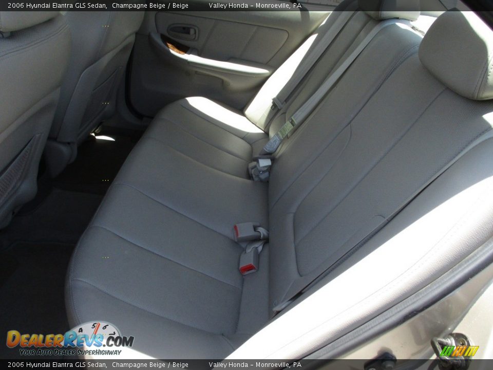 2006 Hyundai Elantra GLS Sedan Champagne Beige / Beige Photo #12