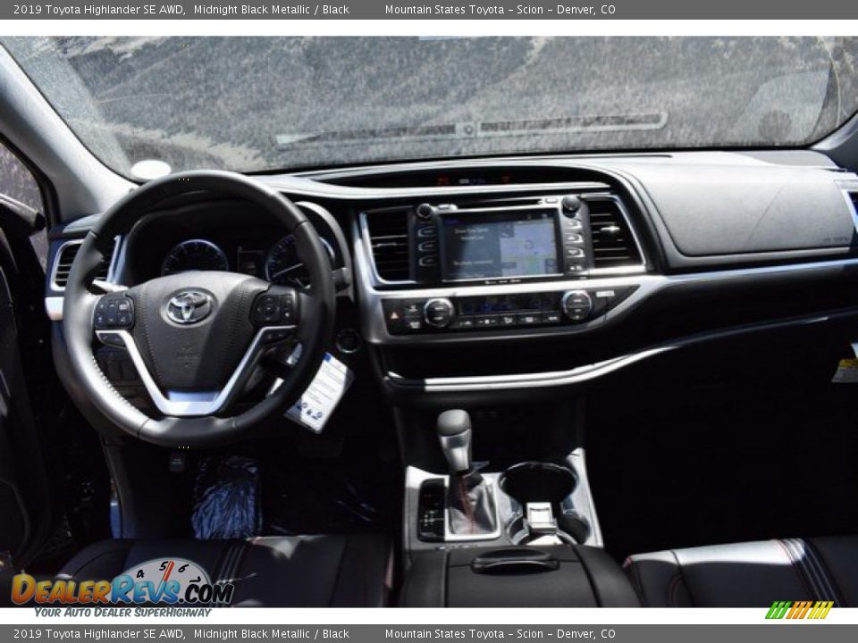 2019 Toyota Highlander SE AWD Midnight Black Metallic / Black Photo #7