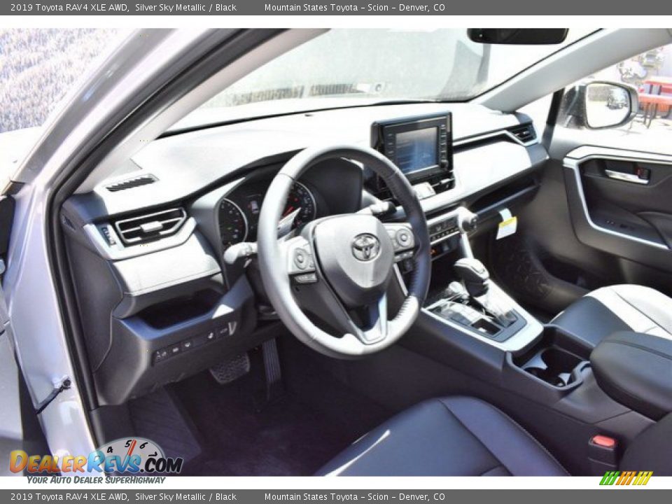 2019 Toyota RAV4 XLE AWD Silver Sky Metallic / Black Photo #5