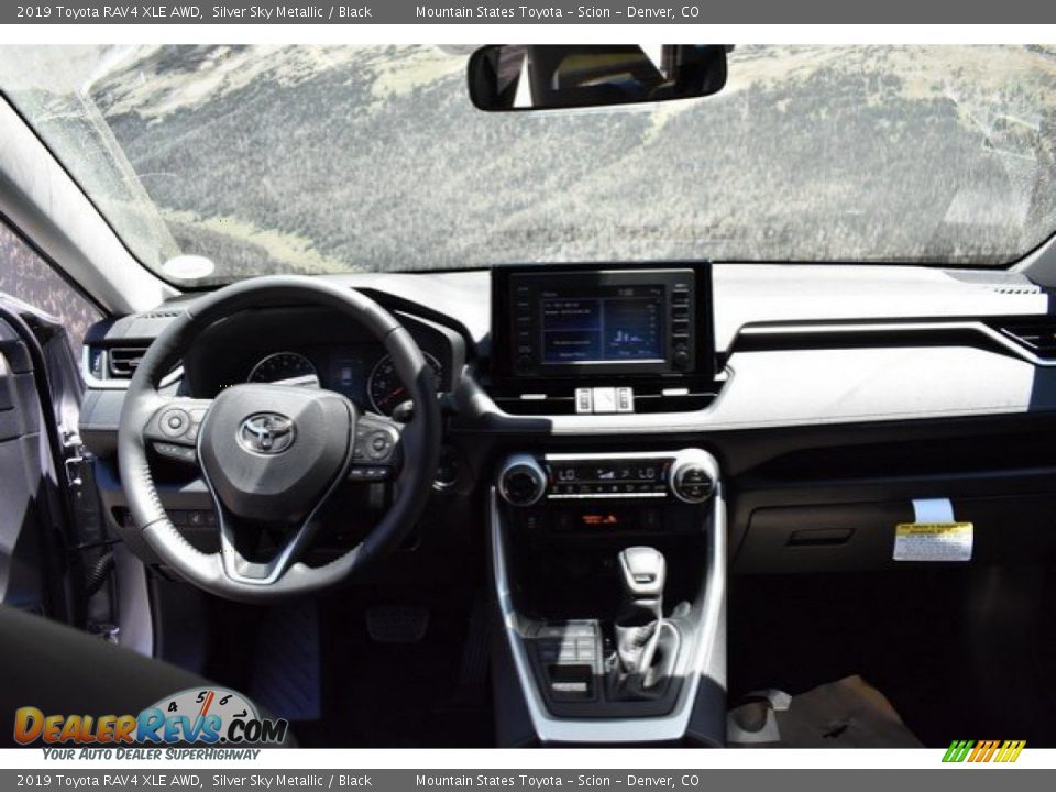 2019 Toyota RAV4 XLE AWD Silver Sky Metallic / Black Photo #7