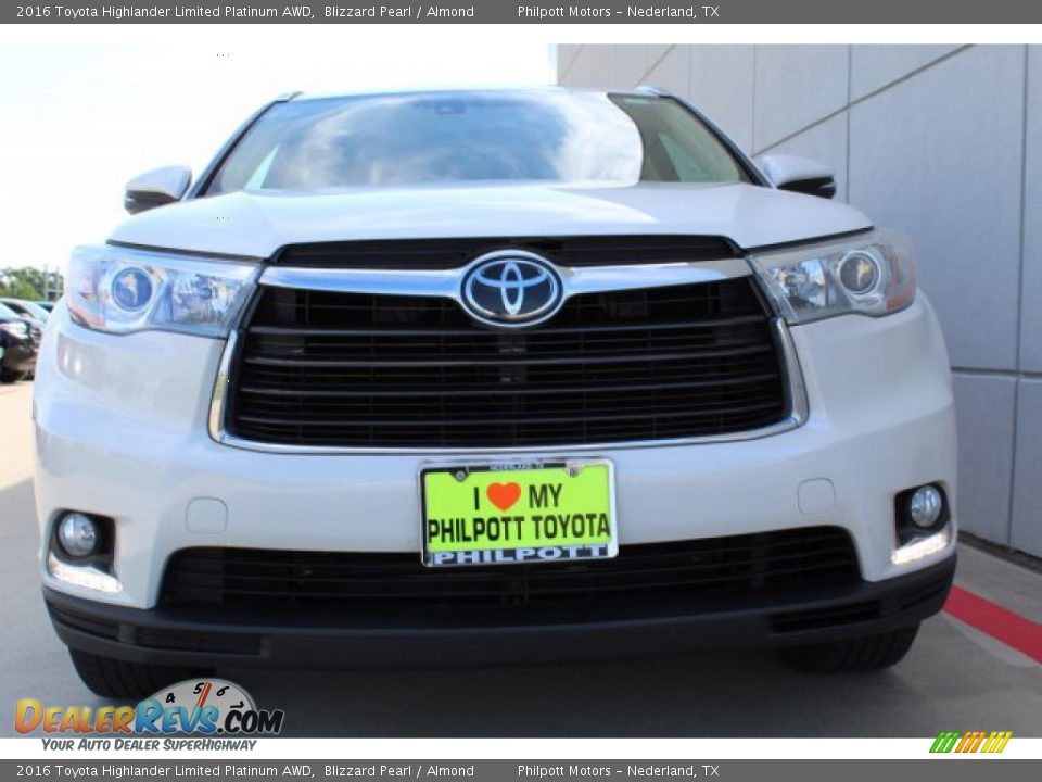 2016 Toyota Highlander Limited Platinum AWD Blizzard Pearl / Almond Photo #3