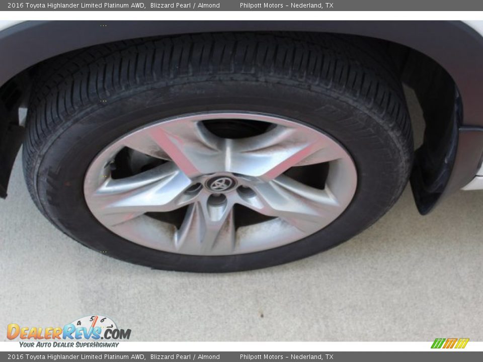 2016 Toyota Highlander Limited Platinum AWD Blizzard Pearl / Almond Photo #5