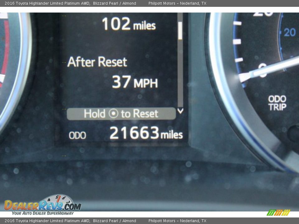 2016 Toyota Highlander Limited Platinum AWD Blizzard Pearl / Almond Photo #15
