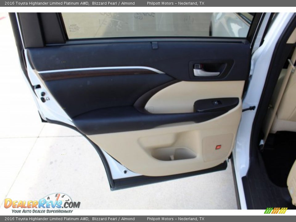 2016 Toyota Highlander Limited Platinum AWD Blizzard Pearl / Almond Photo #19