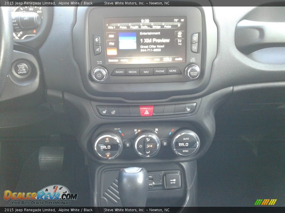 2015 Jeep Renegade Limited Alpine White / Black Photo #19