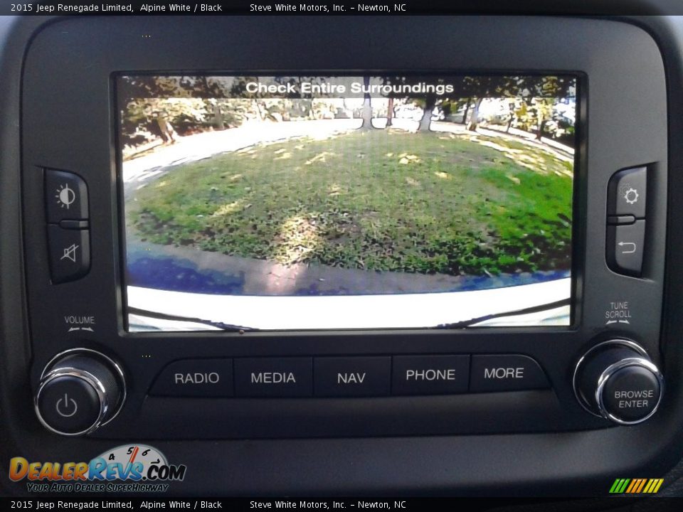 2015 Jeep Renegade Limited Alpine White / Black Photo #21