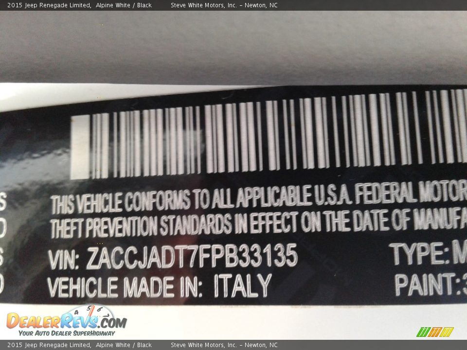 2015 Jeep Renegade Limited Alpine White / Black Photo #29