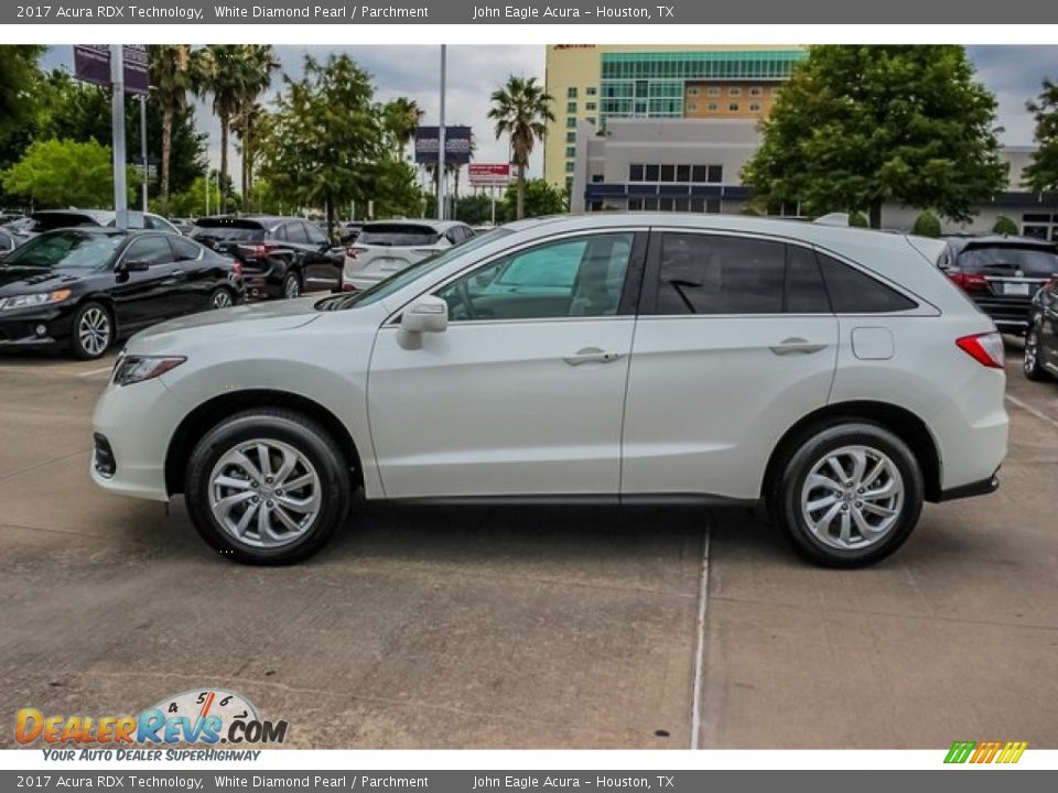 2017 Acura RDX Technology White Diamond Pearl / Parchment Photo #4