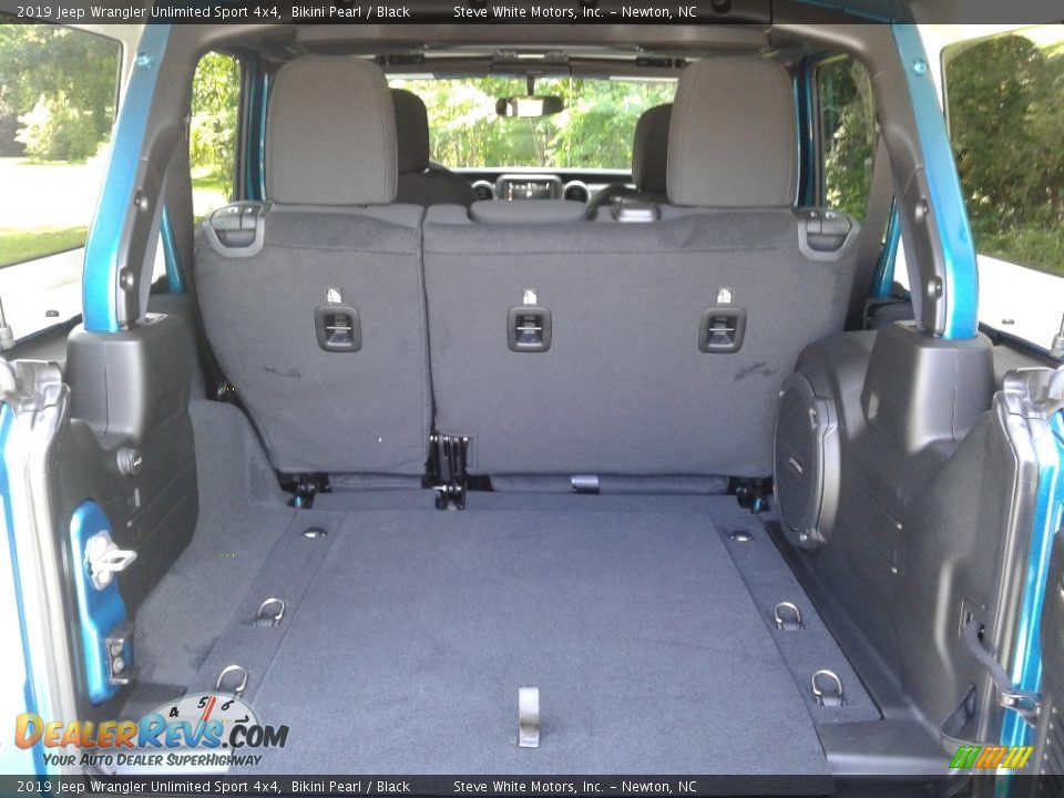 2019 Jeep Wrangler Unlimited Sport 4x4 Bikini Pearl / Black Photo #12