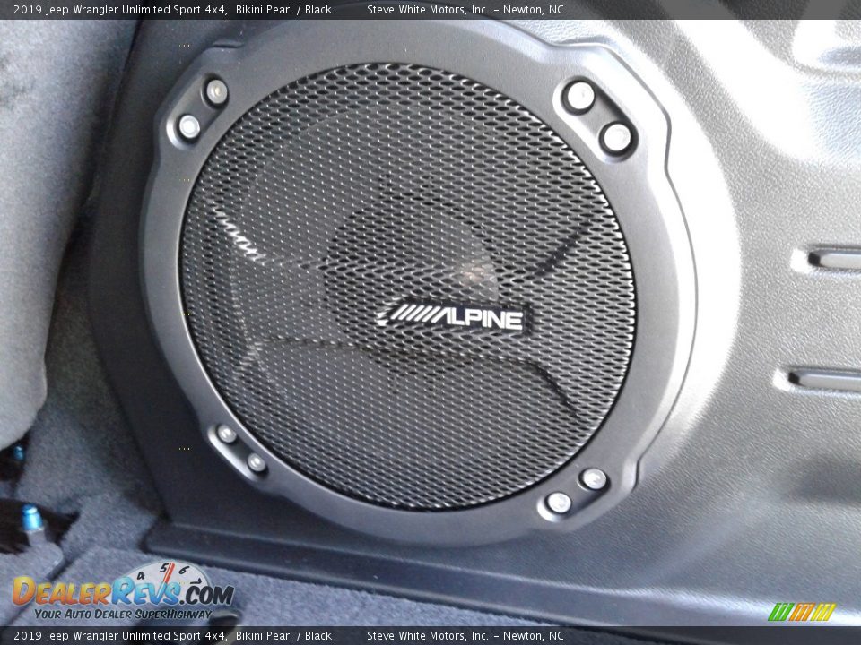 2019 Jeep Wrangler Unlimited Sport 4x4 Bikini Pearl / Black Photo #13