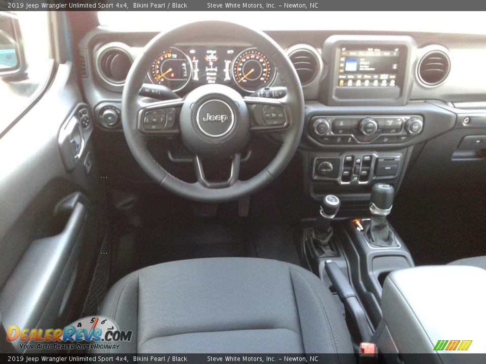 2019 Jeep Wrangler Unlimited Sport 4x4 Bikini Pearl / Black Photo #27