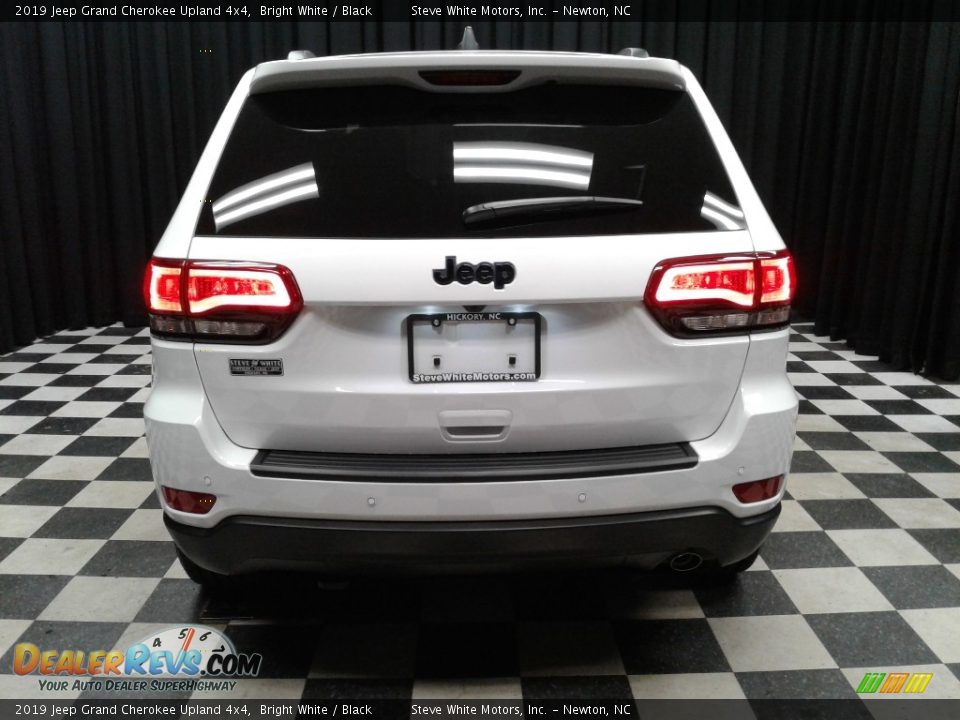 2019 Jeep Grand Cherokee Upland 4x4 Bright White / Black Photo #7