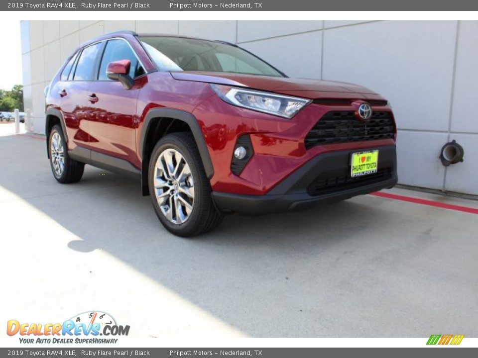 2019 Toyota RAV4 XLE Ruby Flare Pearl / Black Photo #2