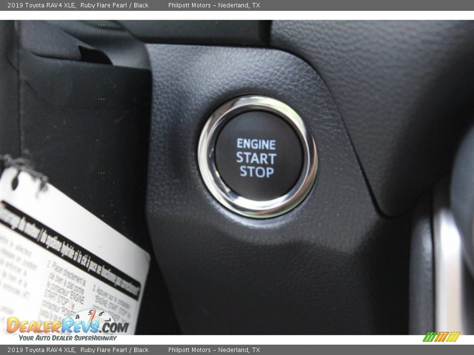 2019 Toyota RAV4 XLE Ruby Flare Pearl / Black Photo #20