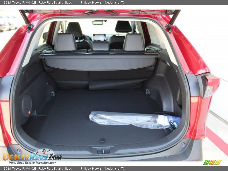 2019 Toyota RAV4 XLE Ruby Flare Pearl / Black Photo #25