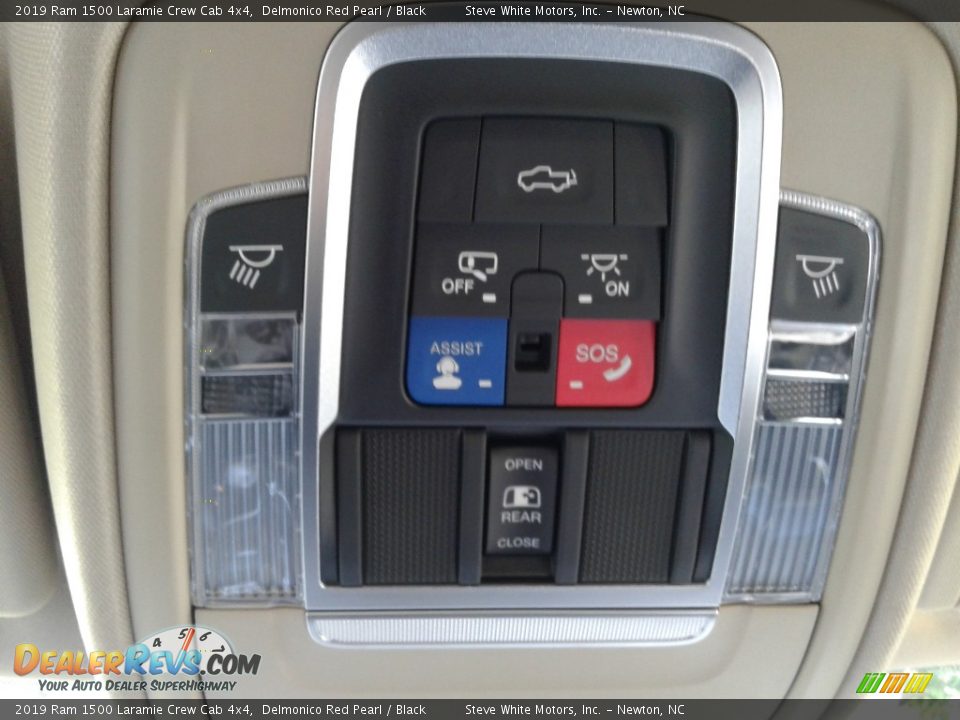 2019 Ram 1500 Laramie Crew Cab 4x4 Delmonico Red Pearl / Black Photo #33
