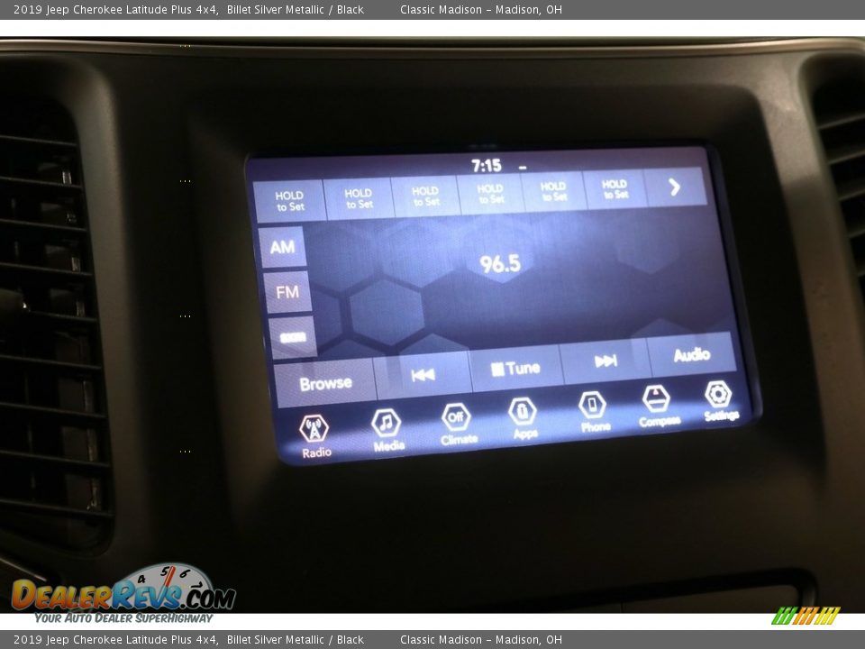 2019 Jeep Cherokee Latitude Plus 4x4 Billet Silver Metallic / Black Photo #12