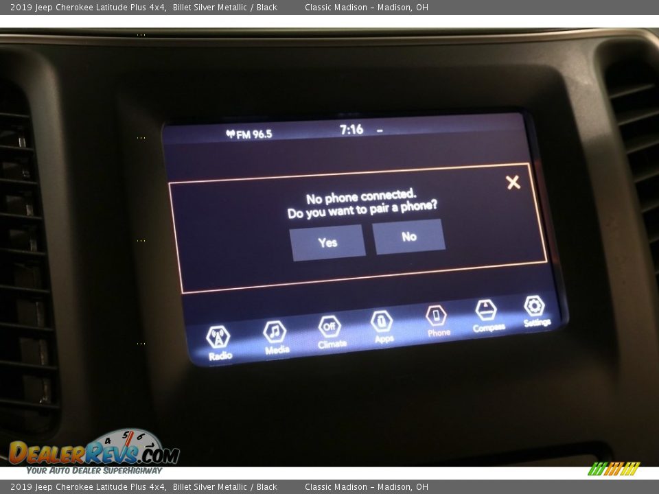 2019 Jeep Cherokee Latitude Plus 4x4 Billet Silver Metallic / Black Photo #14