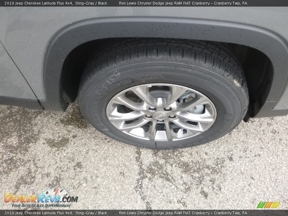 2019 Jeep Cherokee Latitude Plus 4x4 Sting-Gray / Black Photo #8