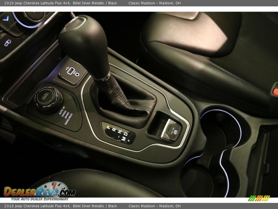 2019 Jeep Cherokee Latitude Plus 4x4 Billet Silver Metallic / Black Photo #18