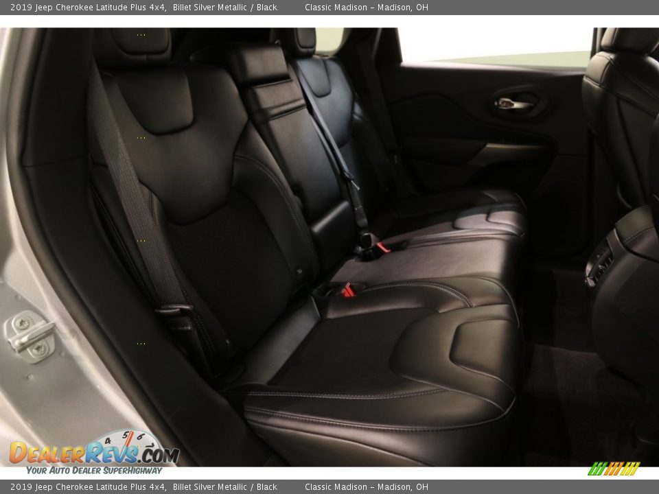 2019 Jeep Cherokee Latitude Plus 4x4 Billet Silver Metallic / Black Photo #21
