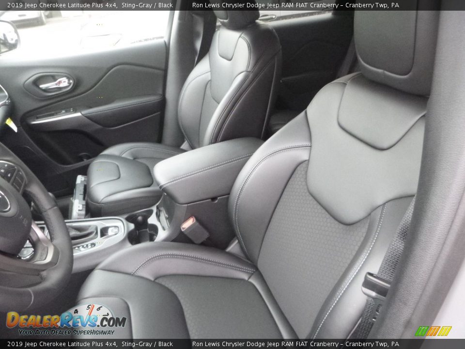 2019 Jeep Cherokee Latitude Plus 4x4 Sting-Gray / Black Photo #12
