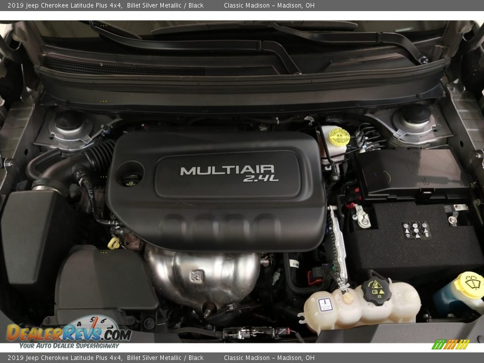 2019 Jeep Cherokee Latitude Plus 4x4 Billet Silver Metallic / Black Photo #23