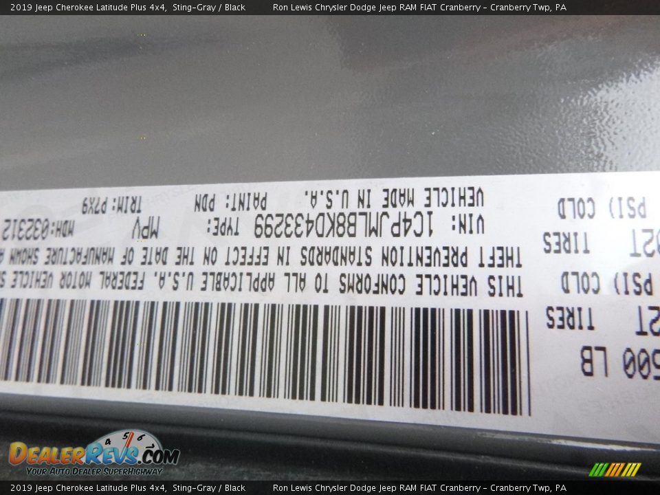 2019 Jeep Cherokee Latitude Plus 4x4 Sting-Gray / Black Photo #14