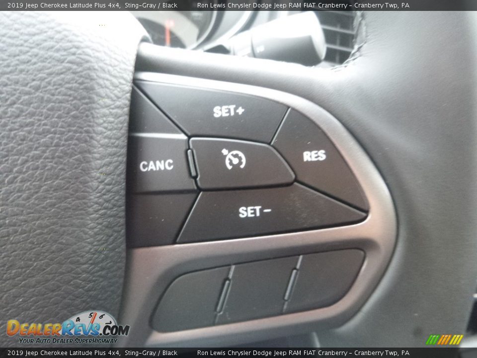 2019 Jeep Cherokee Latitude Plus 4x4 Sting-Gray / Black Photo #17