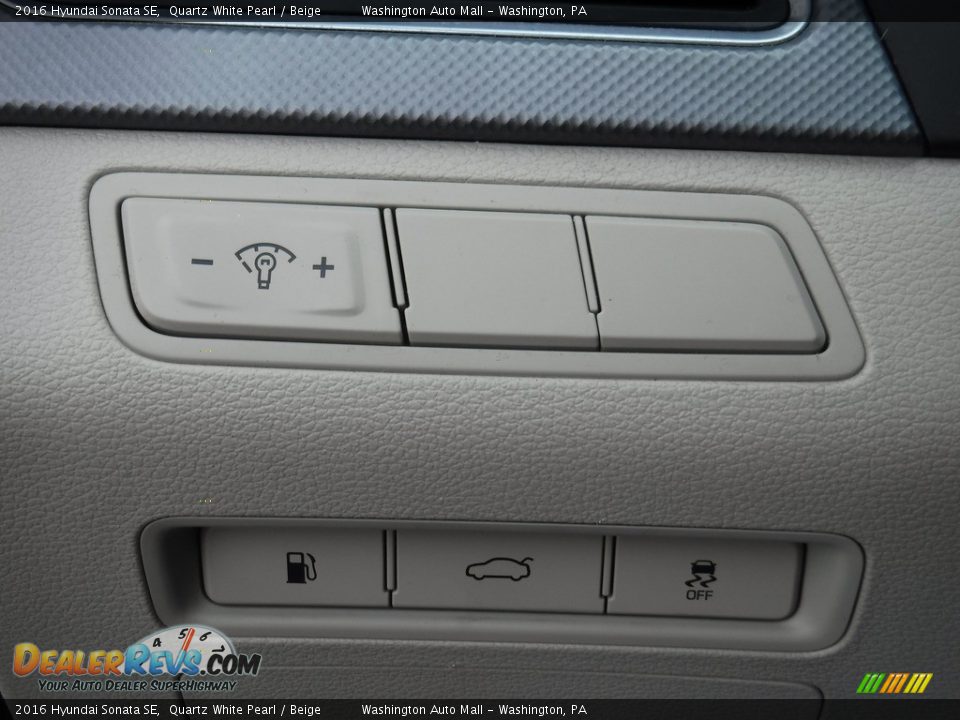 2016 Hyundai Sonata SE Quartz White Pearl / Beige Photo #13