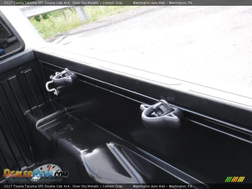 2017 Toyota Tacoma SR5 Double Cab 4x4 Silver Sky Metallic / Cement Gray Photo #2