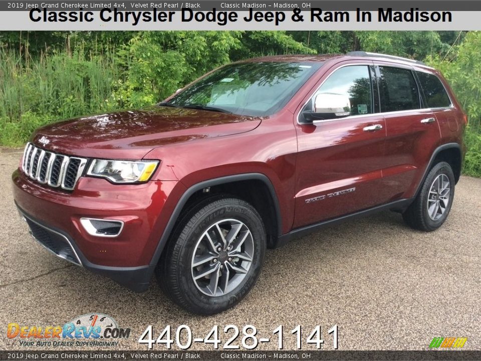 2019 Jeep Grand Cherokee Limited 4x4 Velvet Red Pearl / Black Photo #1