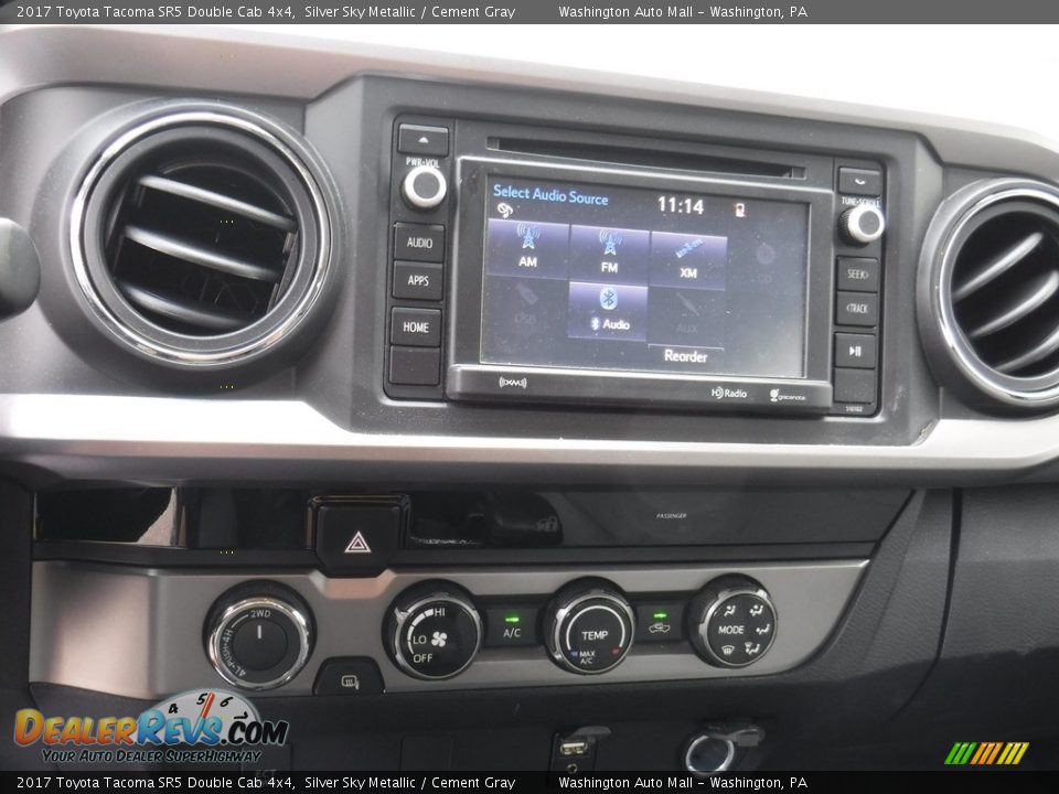 2017 Toyota Tacoma SR5 Double Cab 4x4 Silver Sky Metallic / Cement Gray Photo #19