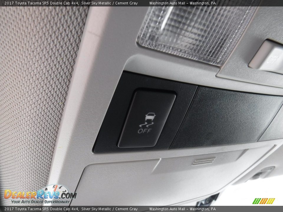 2017 Toyota Tacoma SR5 Double Cab 4x4 Silver Sky Metallic / Cement Gray Photo #25