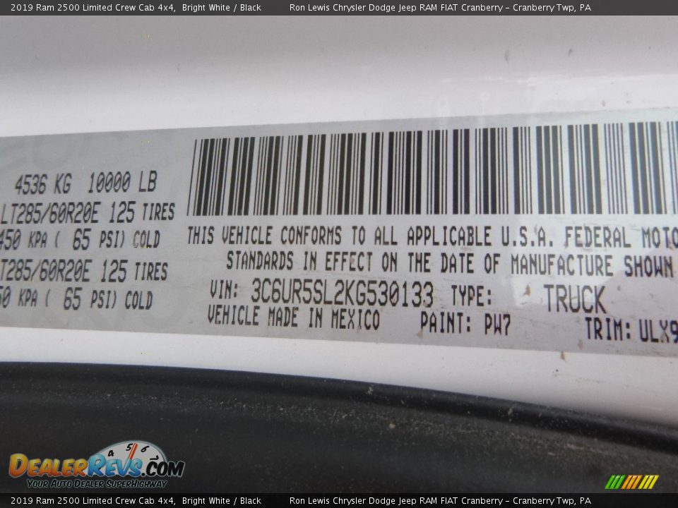 2019 Ram 2500 Limited Crew Cab 4x4 Bright White / Black Photo #16