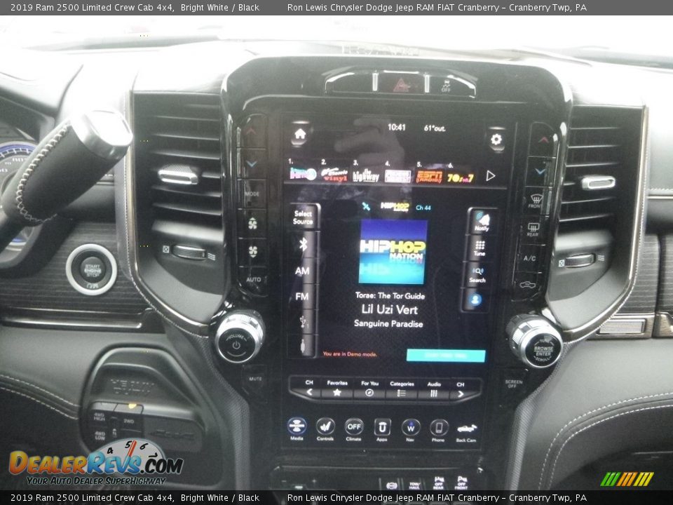 2019 Ram 2500 Limited Crew Cab 4x4 Bright White / Black Photo #17