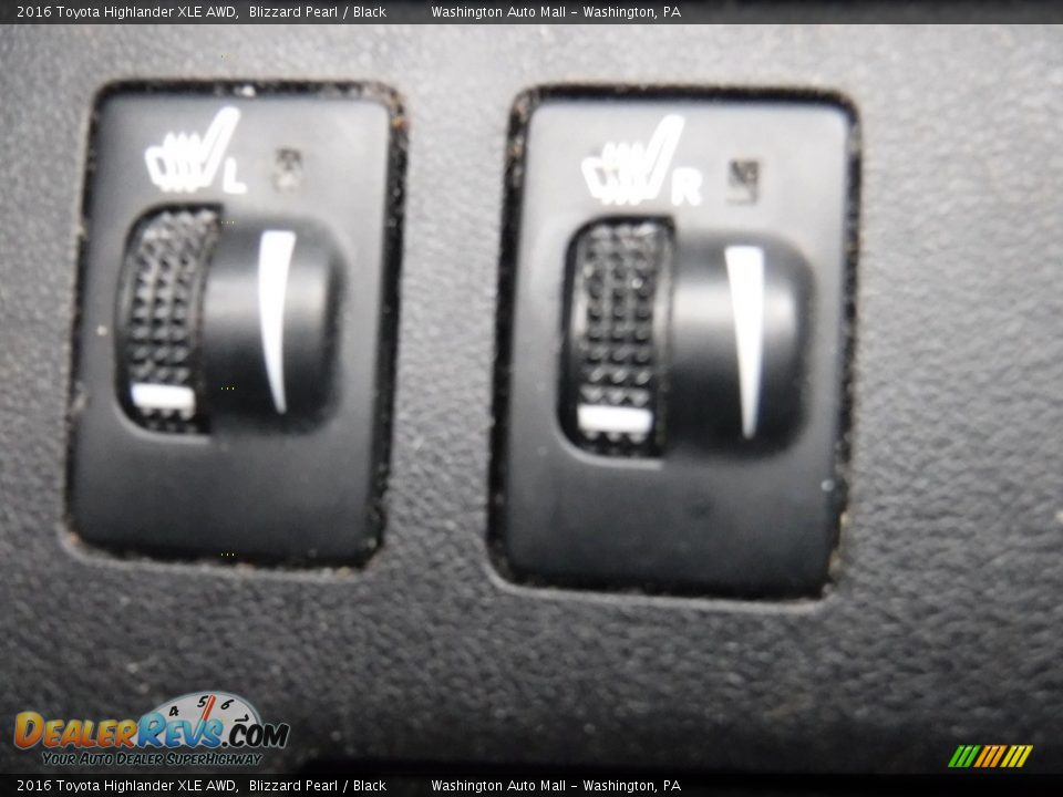 2016 Toyota Highlander XLE AWD Blizzard Pearl / Black Photo #19