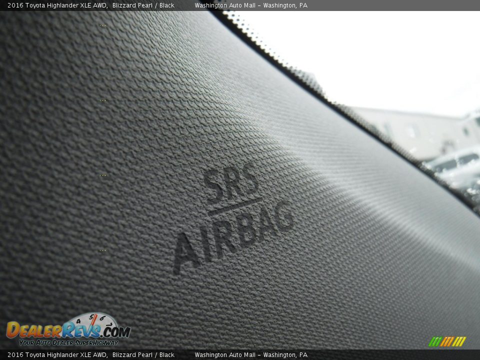 2016 Toyota Highlander XLE AWD Blizzard Pearl / Black Photo #22